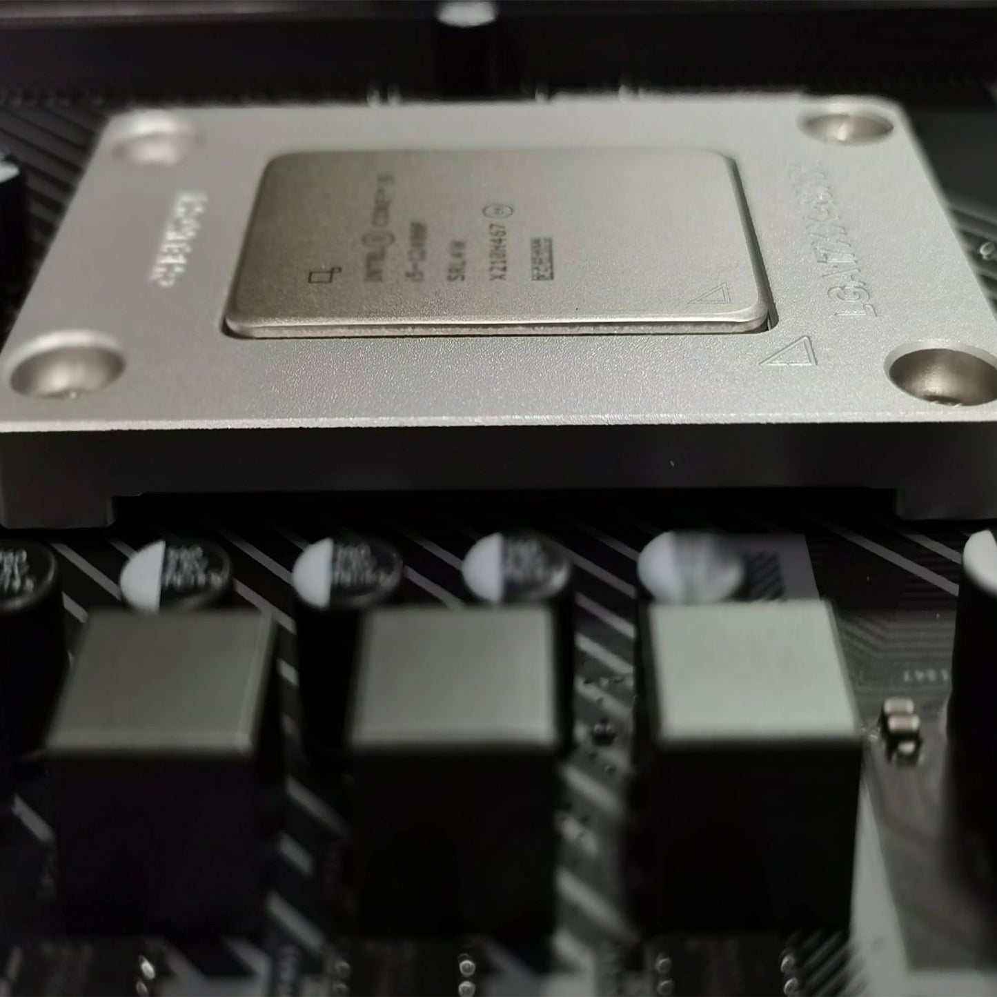 LGA1700 12代CPU 固定金具 CPU反りバックルクランププレートに適用可能、Intel第12世代向けに改善-正しいフレームを曲げる接触フレーム
